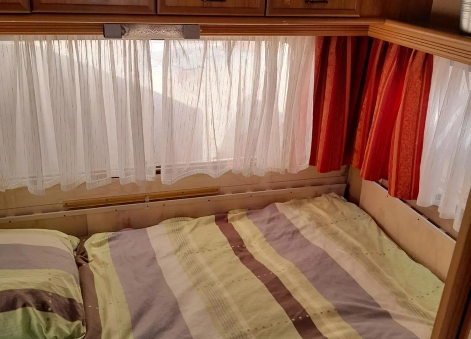 Moving Inn - Retro Uebernachten Im Wohnwagen, Guenstig & Zentral Nuremberg Campsite