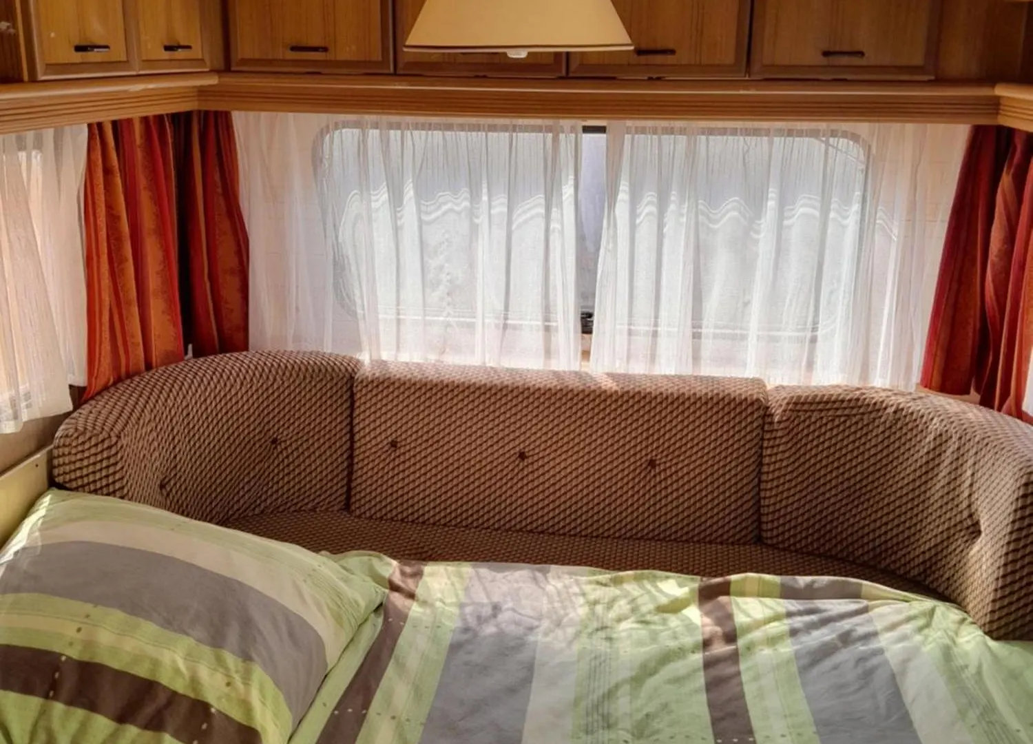 Moving Inn - Retro Uebernachten Im Wohnwagen, Guenstig & Zentral Nuremberg