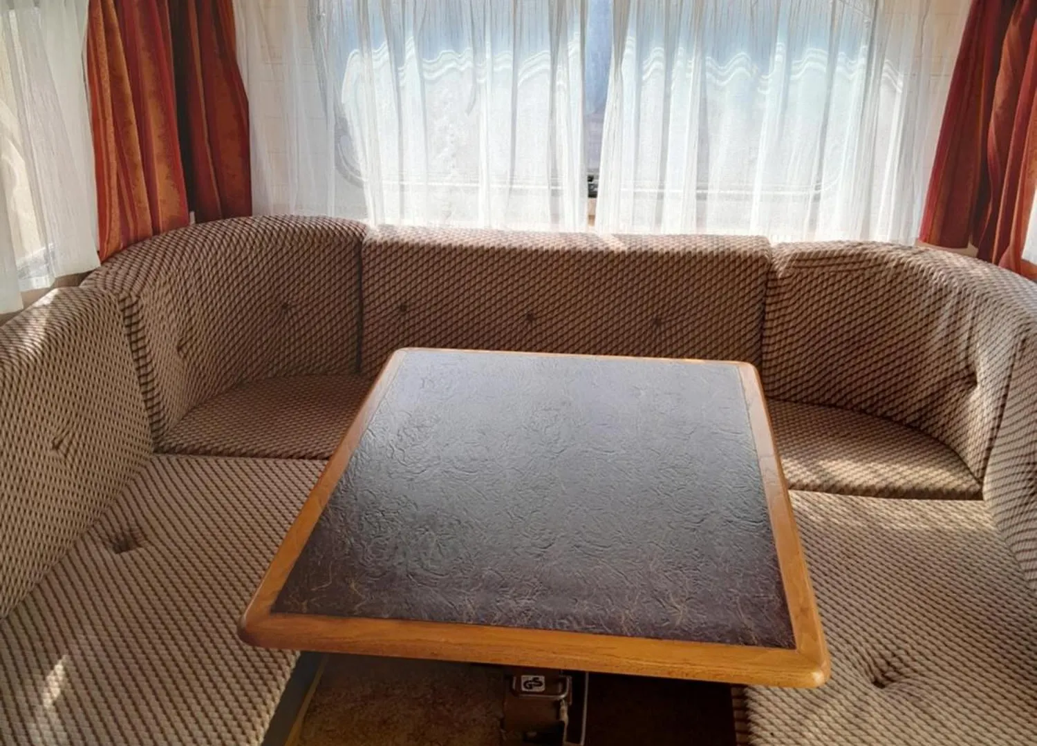 Campsite Moving Inn - Retro Uebernachten Im Wohnwagen, Guenstig & Zentral Nuremberg