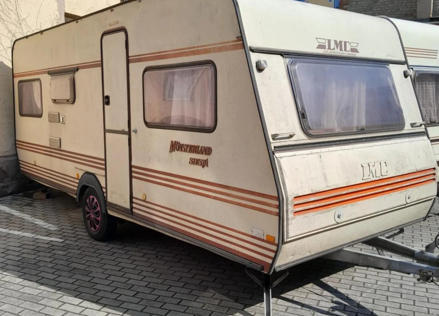 Campsite Moving Inn - Retro Uebernachten Im Wohnwagen, Guenstig & Zentral Nuremberg